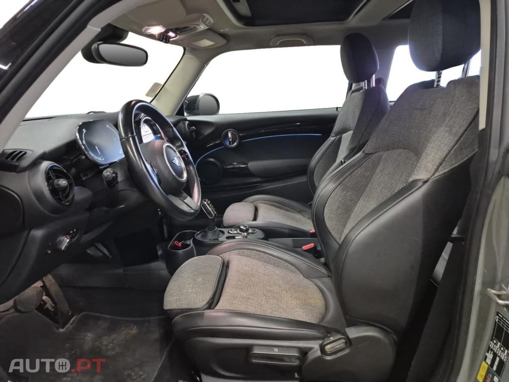 MINI Electric Cooper SE Camden Edition