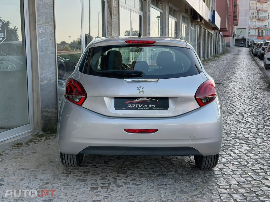 Peugeot 208 1.2 PureTech Style