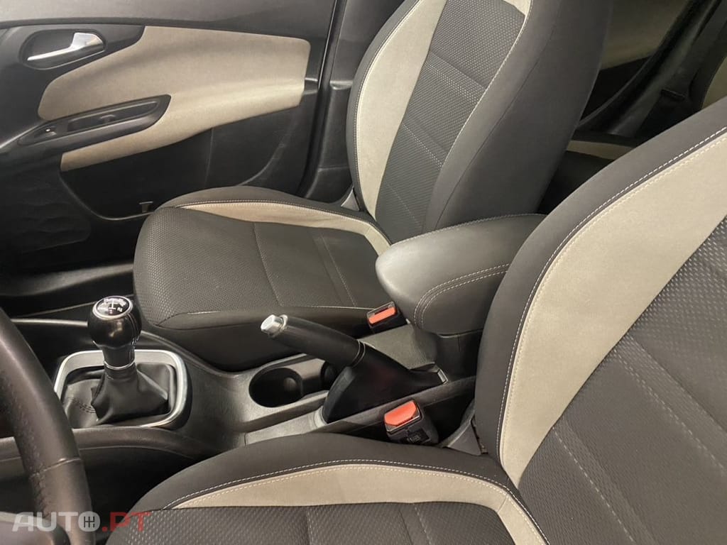 Fiat Tipo 1.3 M-Jet Street