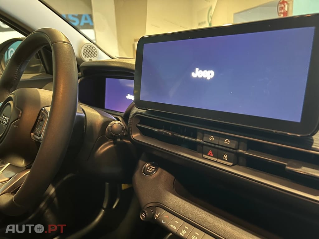 Jeep Avenger 1.2 GSE T3 Altitude