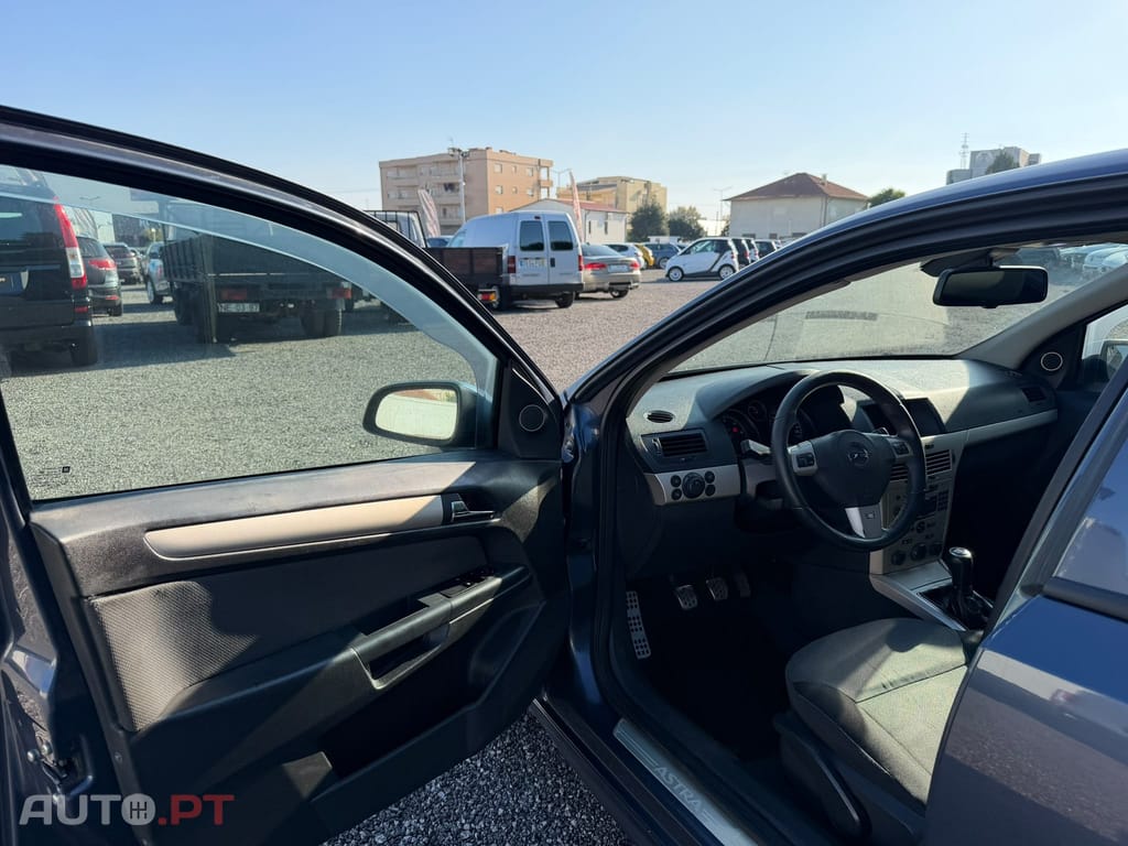 Opel Astra 1.3 CDTi Edition
