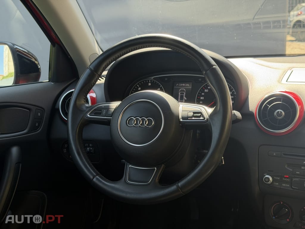 Audi A1 1.6 TDI S-line — fotografia 11