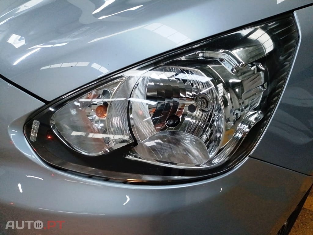 Mitsubishi Space Star 1.2 Intense Connect Edition