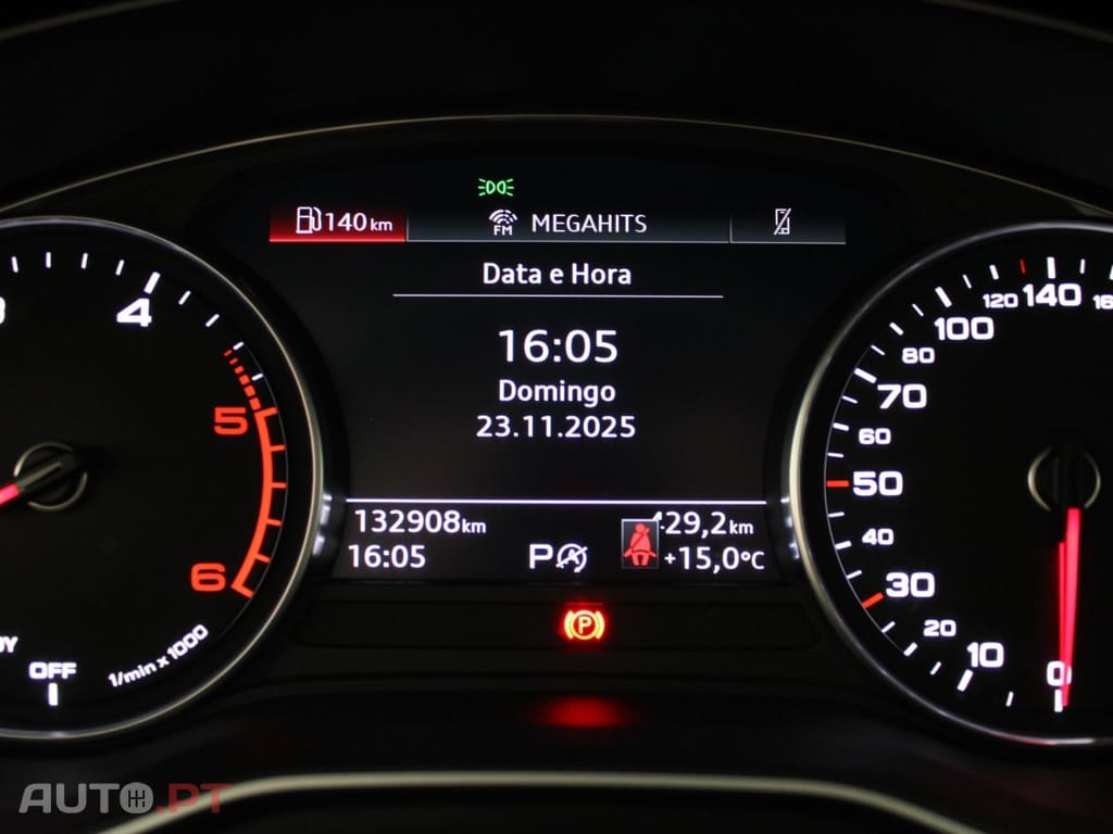 Audi A4 Avant 35 TDI STRONIC I.V.A DEDUTÍVEL