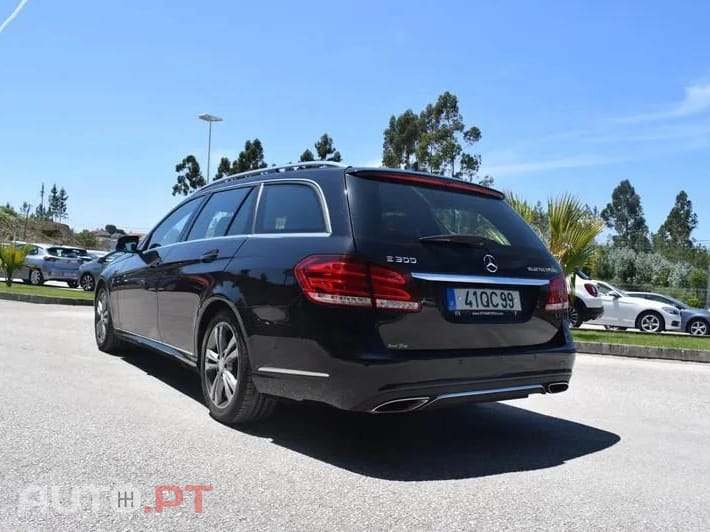 Mercedes-Benz E 300 Bluetec Hybrid Avantgarde