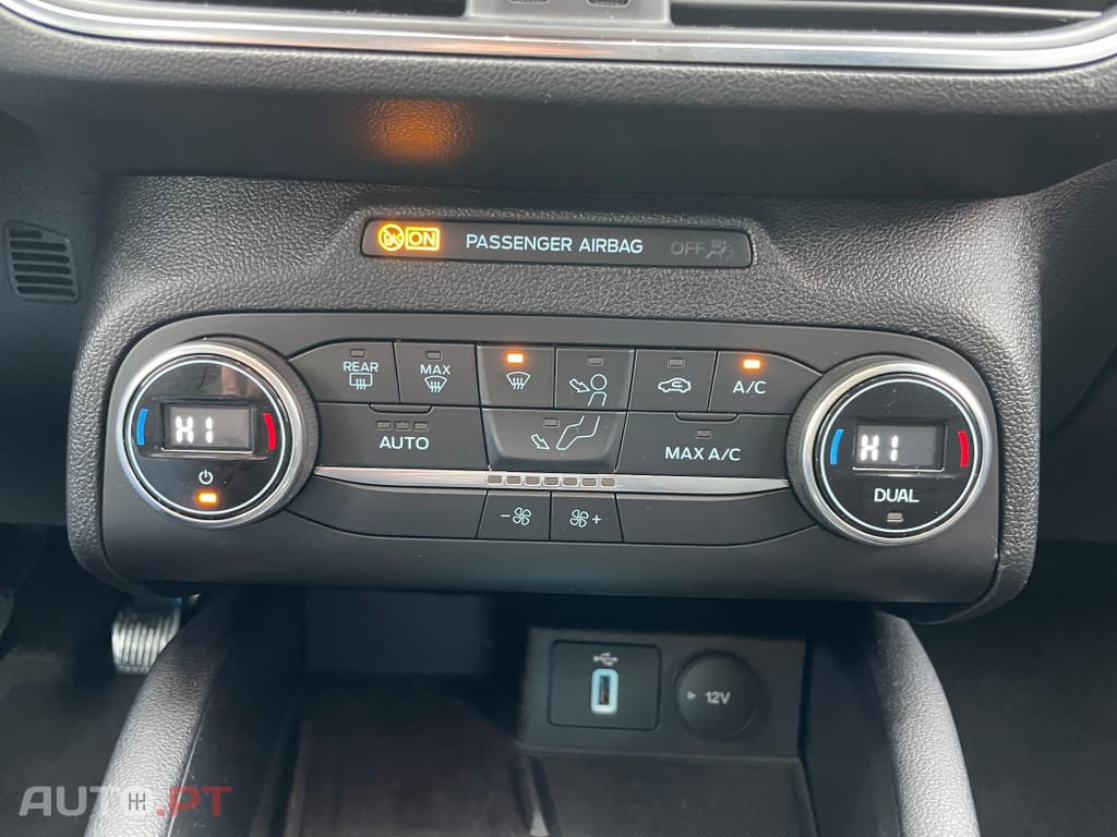 Ford Focus SW 1.5 TDCi EcoBlue ST-Line X