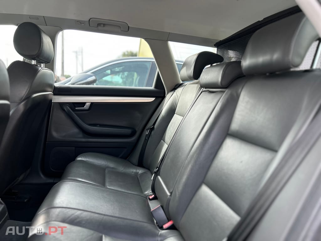 Audi A4 Avant 2.0 TDI S-LINE MULTI.