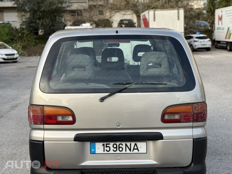 Mitsubishi Space Gear 2.5 TD GLX