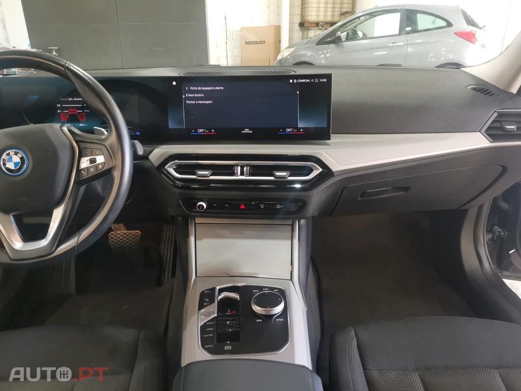 BMW 320 e Auto