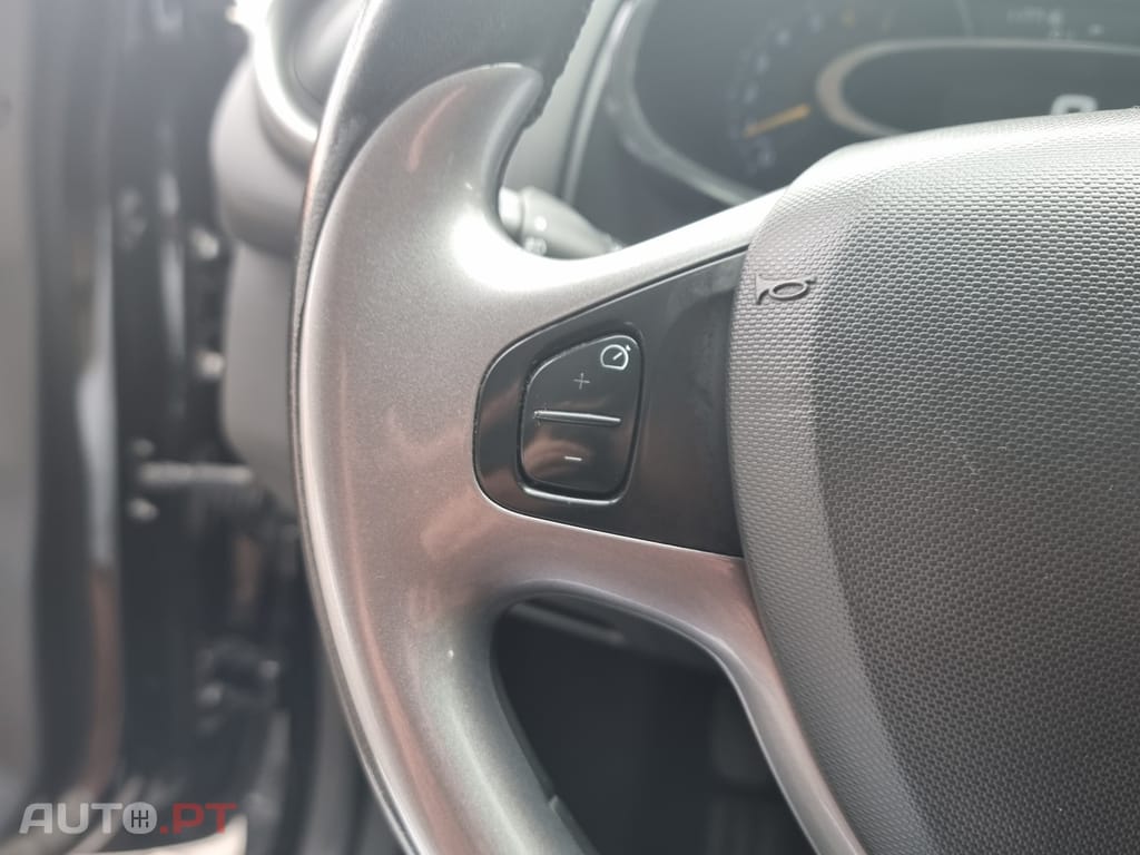 Renault Clio 0.9 TCE Limited