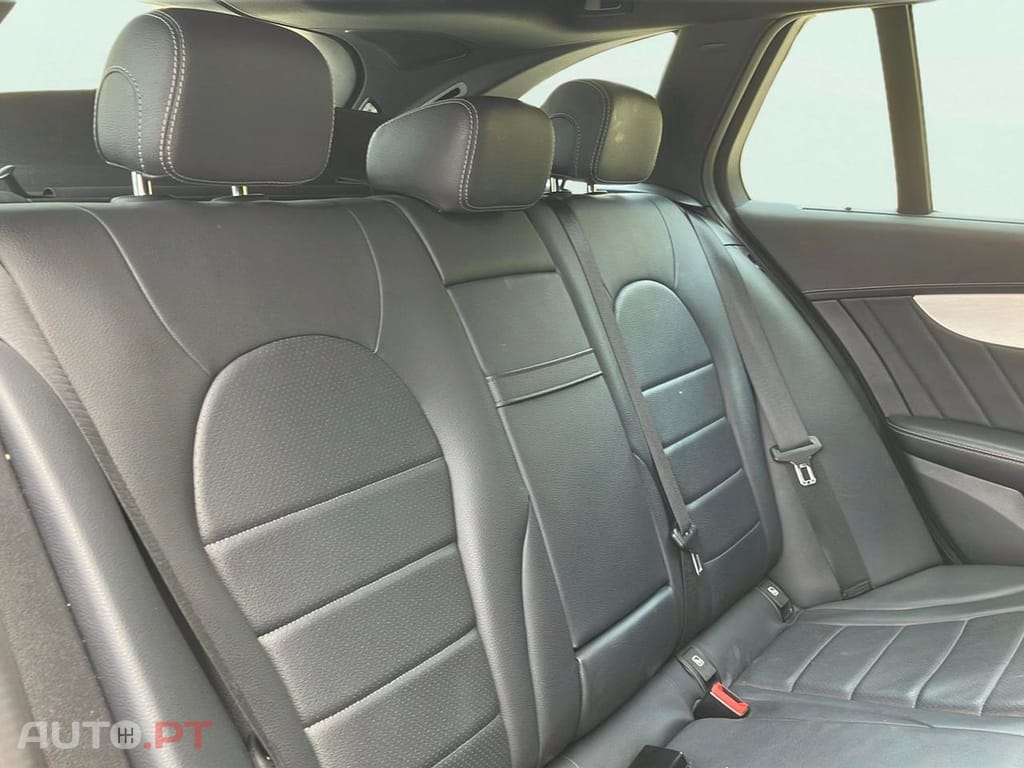 Mercedes-Benz C 350 e T 7G-TRONIC AMG Line
