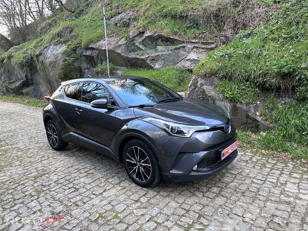 Toyota C-HR 1.8 Hybrid Lounge