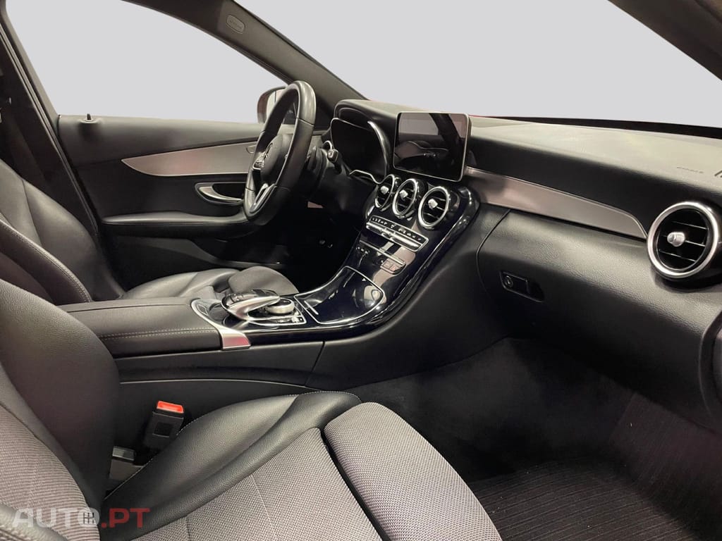 Mercedes-Benz C 300 e Avantgarde