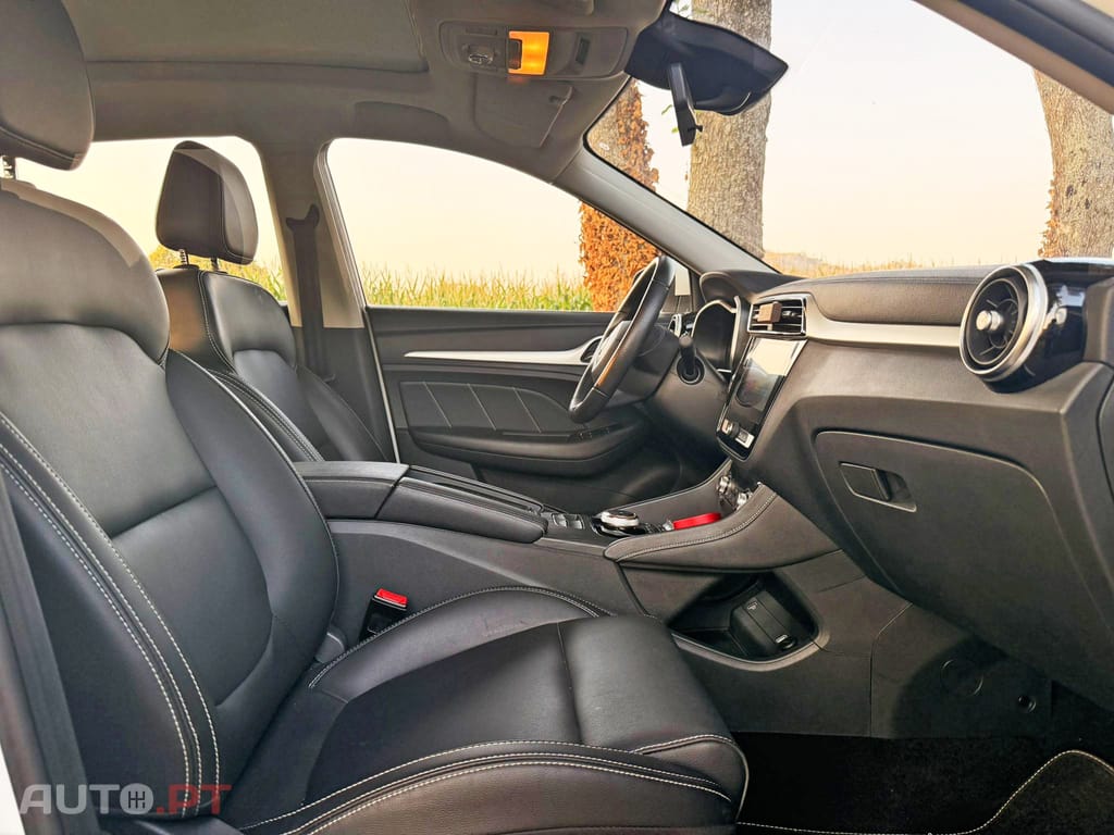 MG ZS EV Luxury