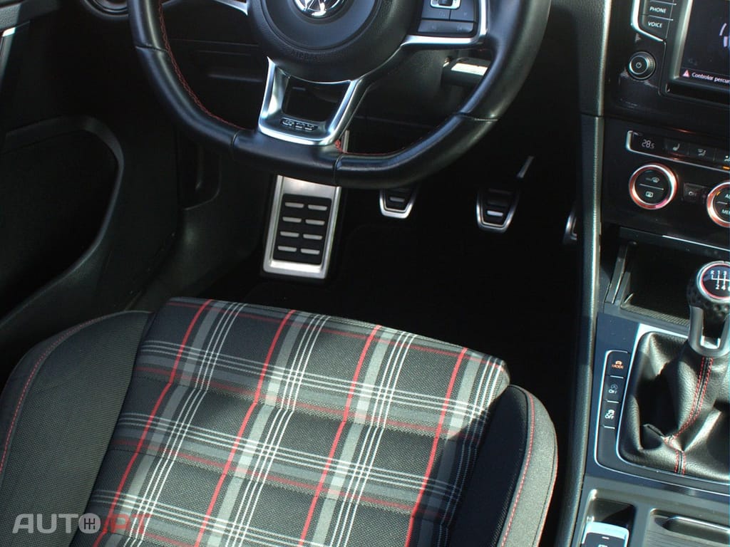 Volkswagen Golf 2.0 TSi GTi Performance