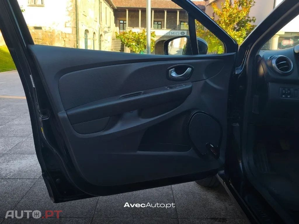 Renault Clio (Energy) TCe 90 Start & Stop LIMITED