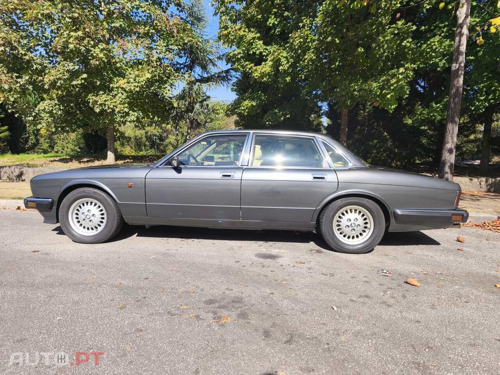 Jaguar XJ40 3.2 Sovereign