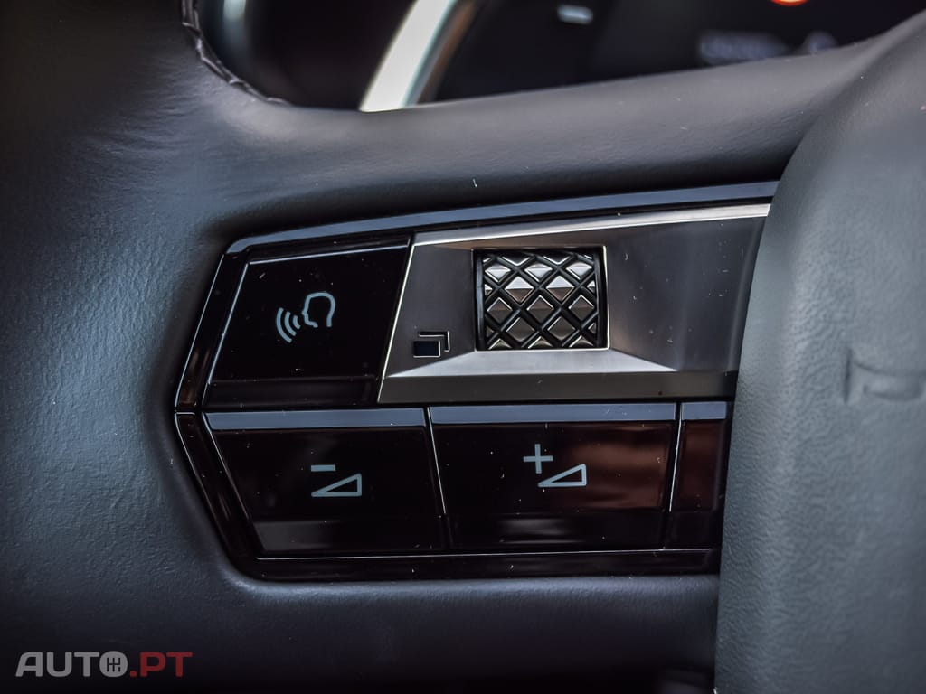 DS DS7 Crossback E-Tense SE Ligne Noire EAT8