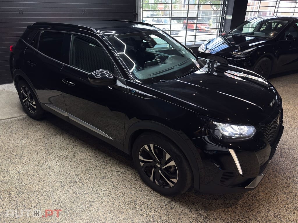 Peugeot E-208 50 kWh Allure Pack