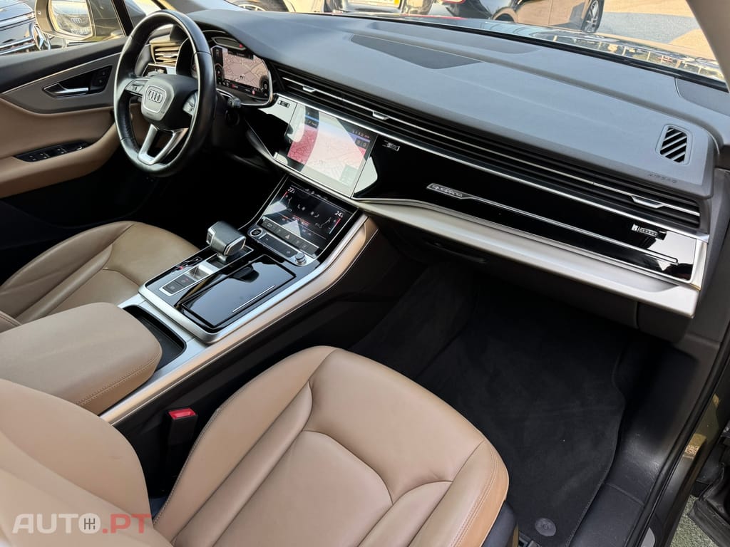 Audi Q7 55 TFSIe quattro Tiptronic