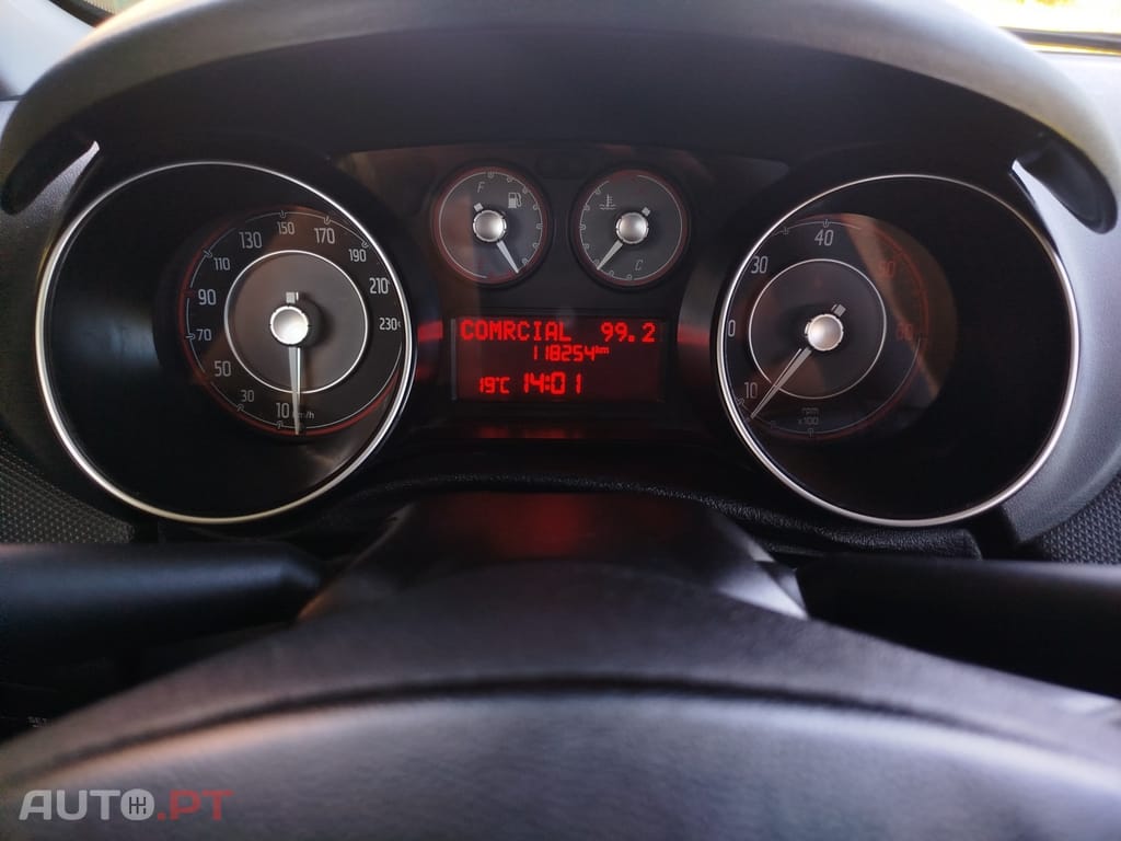 Fiat Punto 1.3 M-Jet Lounge S&S