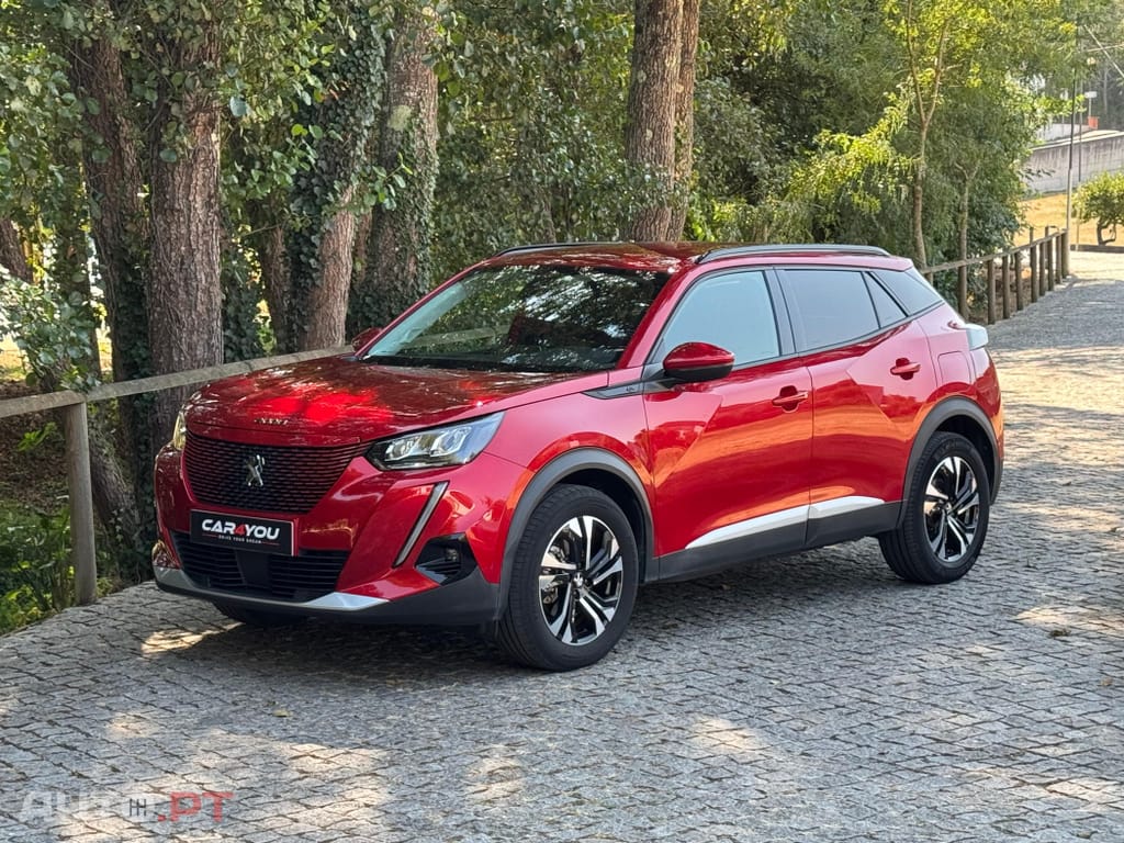 Peugeot E-2008 50 kWh Allure