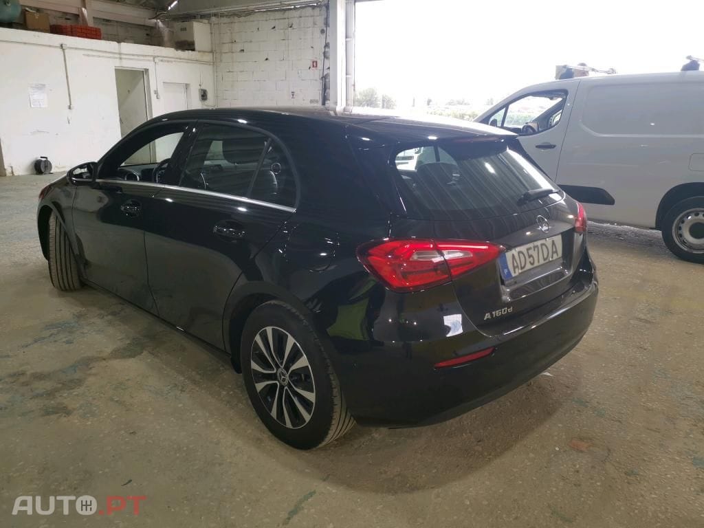 Mercedes-Benz A 160 d Business Solutions
