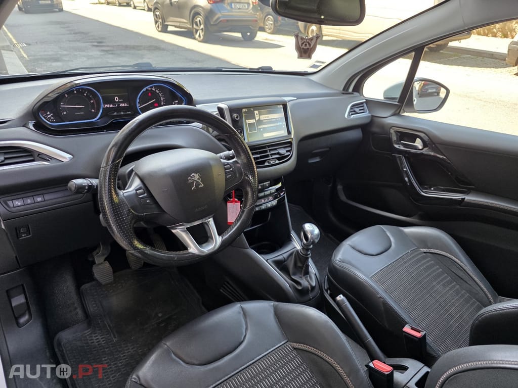 Peugeot 208 1.6 e-HDi Ice Velvet