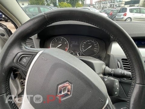 Renault Laguna 2.0 dCi Confort