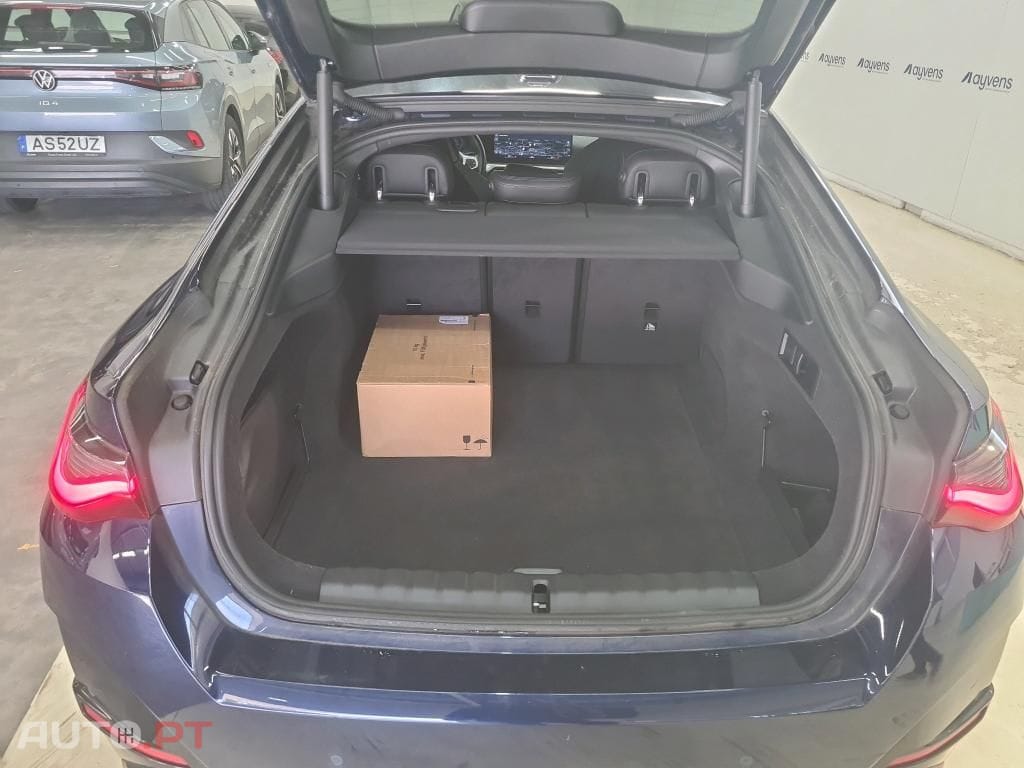 BMW i4 M50