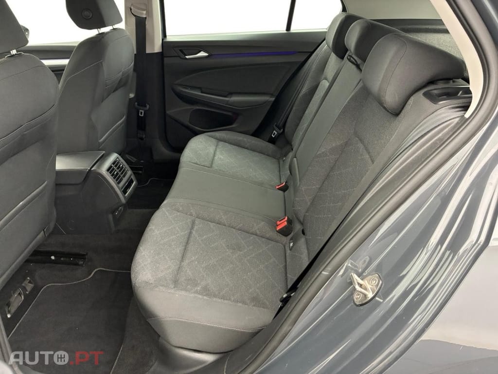 Volkswagen Golf 1.0 e-TSI OPF Life Business DSG7
