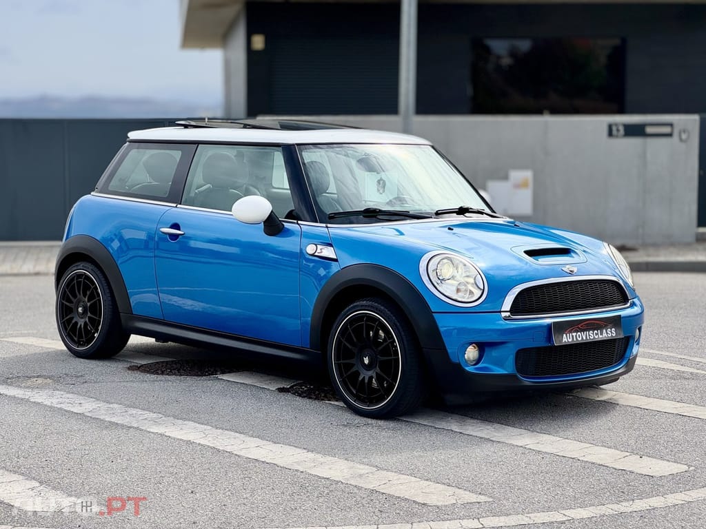 MINI Cooper Cooper S