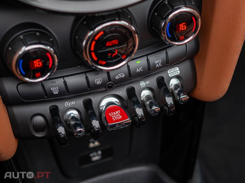 MINI Cabrio Cooper Premium Extra JCW Auto