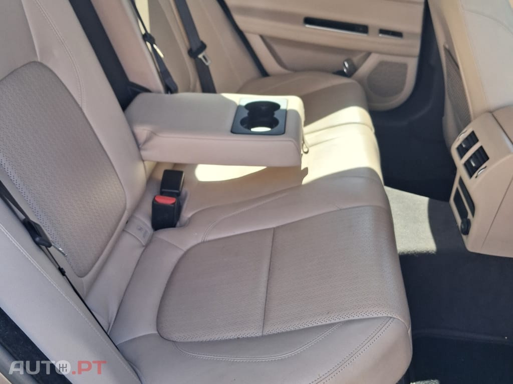 Jaguar XF 2.0 Prestige
