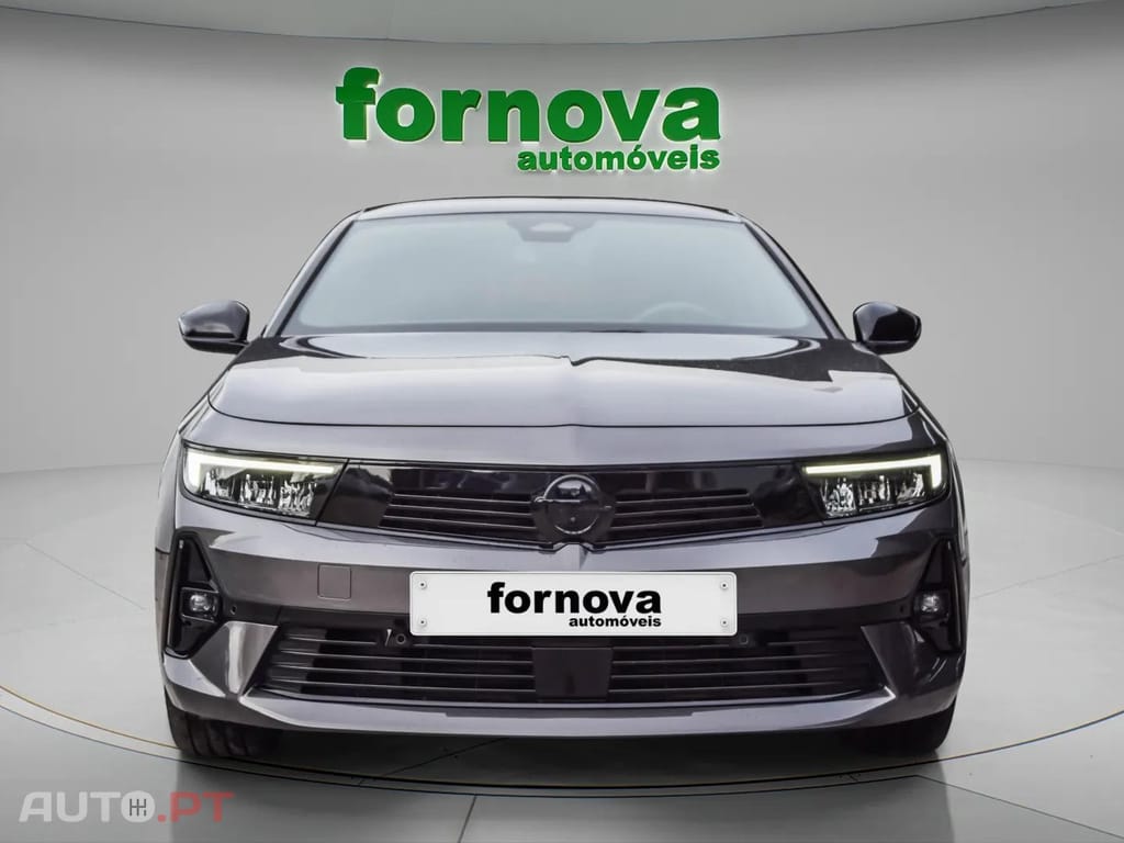 Opel Astra Sports Tourer 1.2 T GS