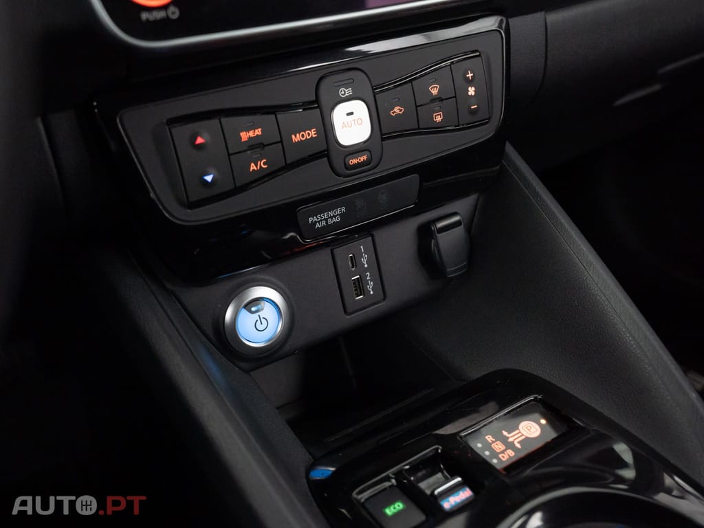 Nissan Leaf N-Connecta