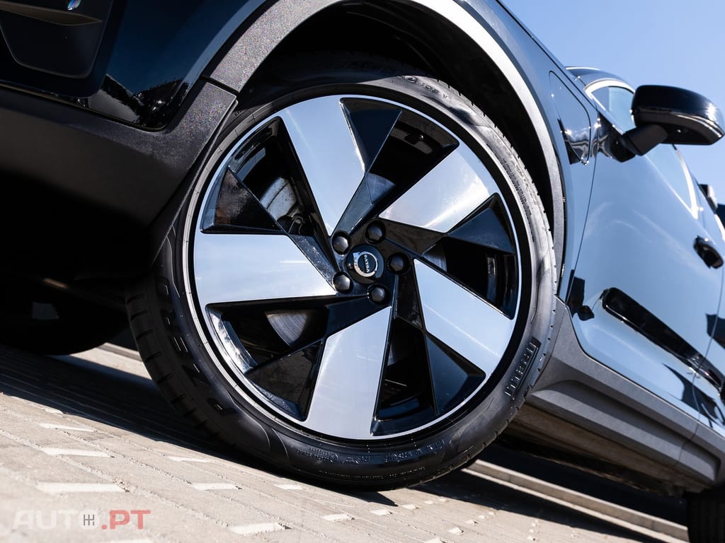 Volvo XC40 1.5 T5 PHEV Plus Bright