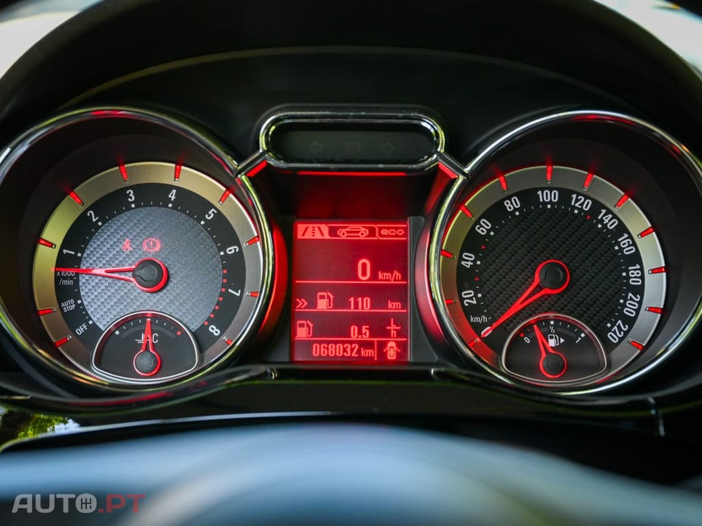 Opel Adam 1.0 T Rocks
