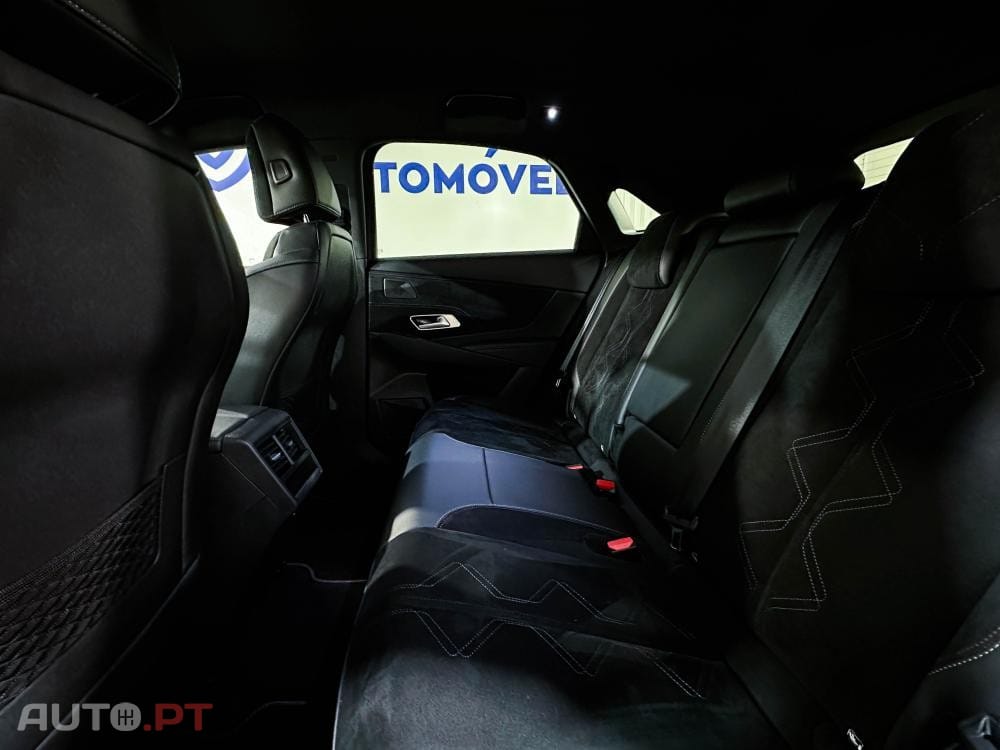 DS DS7 Crossback E-Tense Performance Line EAT8