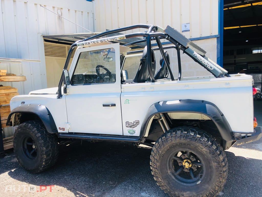 Land Rover Defender 90 cabtruck