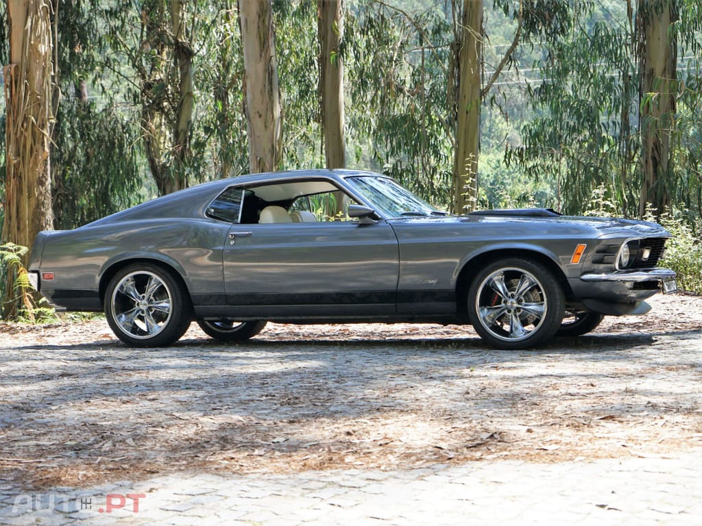 Ford Mustang Mach 1