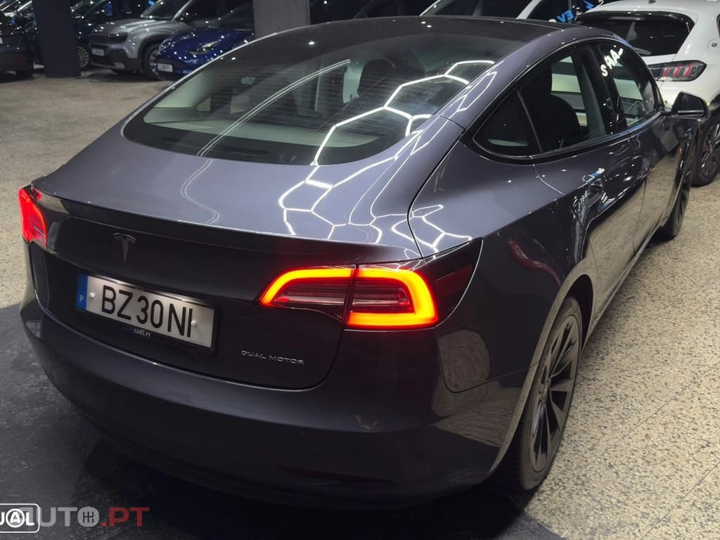 Tesla Model 3 Long Range Tração Integral