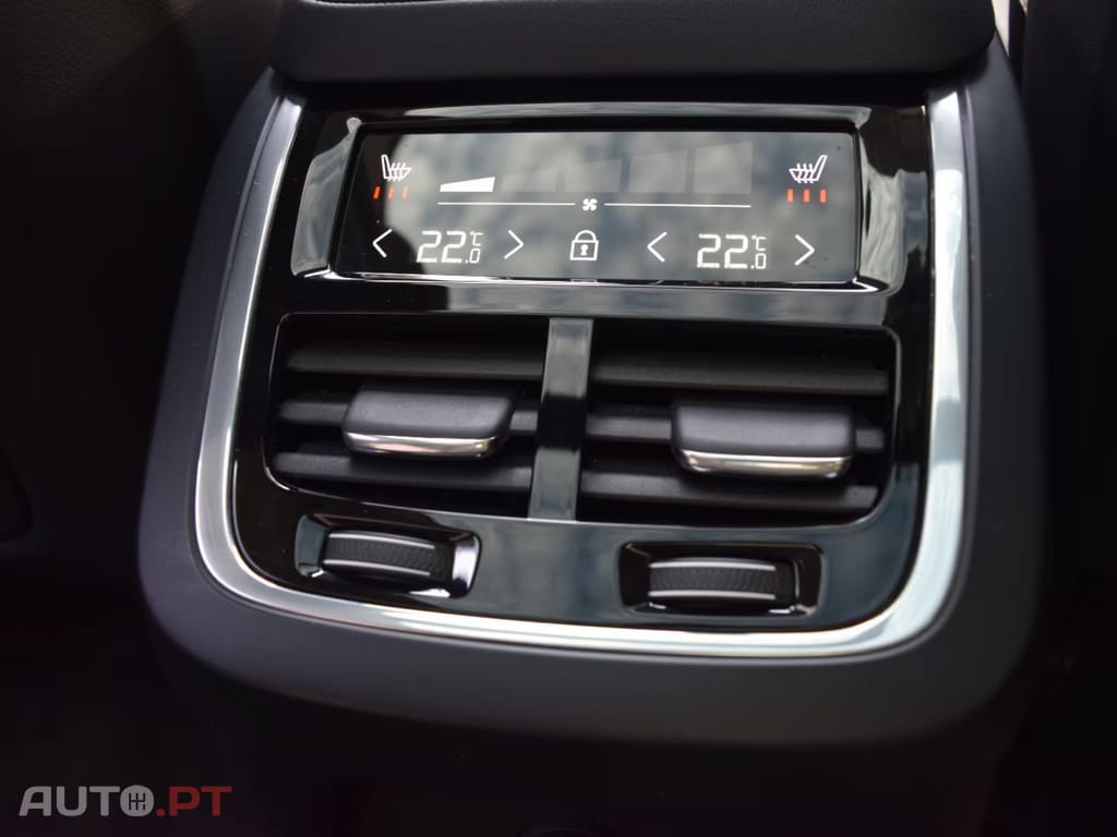 Volvo XC90 I.V.A DEDUTIVEL T8Plus Bright