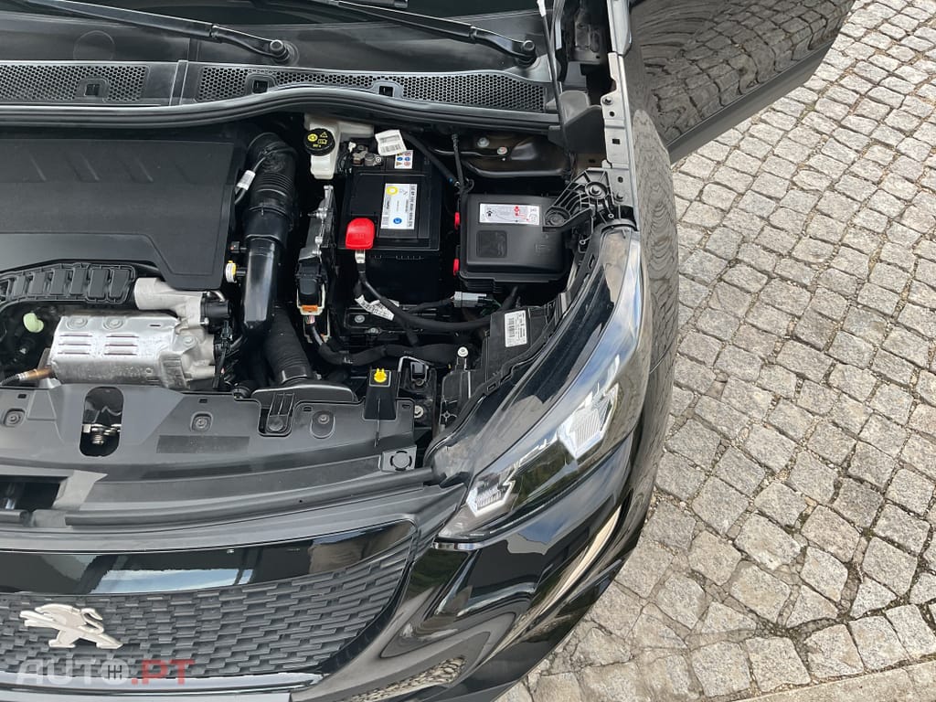 Peugeot 2008 1.2 PureTech Active