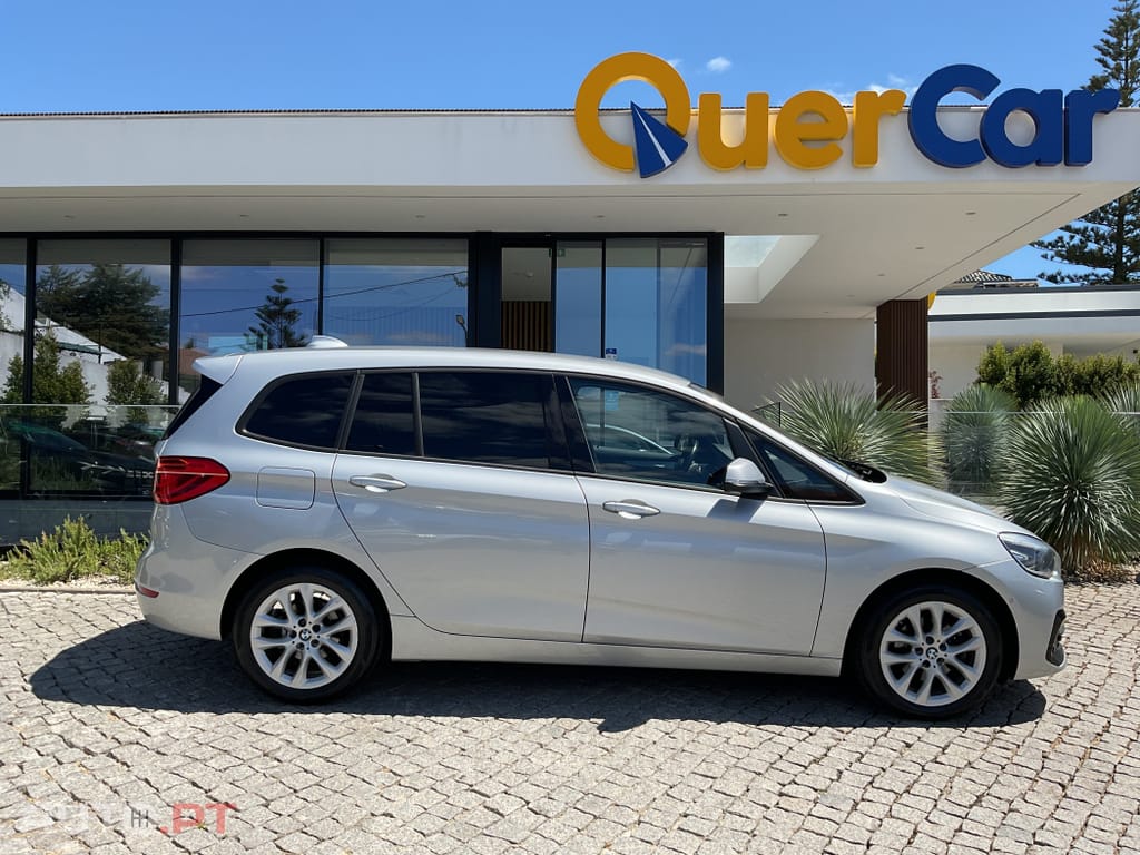 BMW 216 i 7L