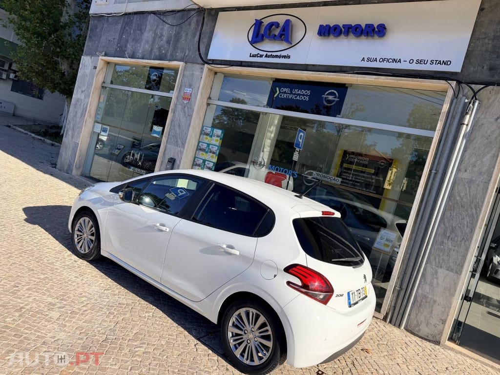 Peugeot 208 1.2 PureTech Style
