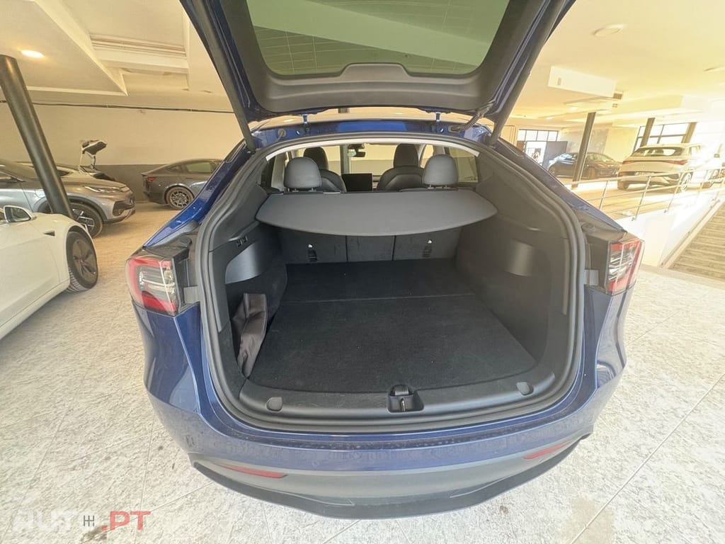 Tesla Model Y Long Range Tração Integral