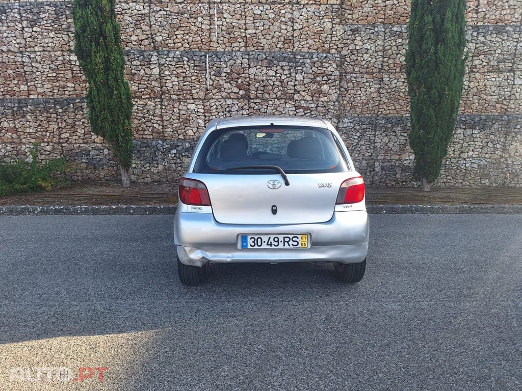 Toyota Yaris 1.0 Luna