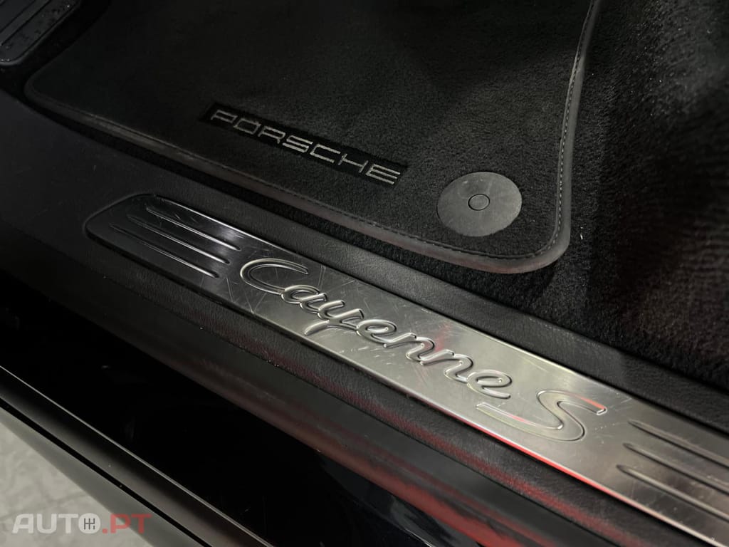 Porsche Cayenne 3.0 S E-Hybrid Tiptronic