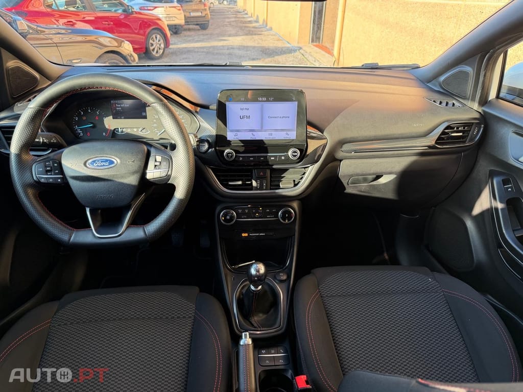 Ford Puma 1.0 EcoBoost MHEV ST-Line X Desgin